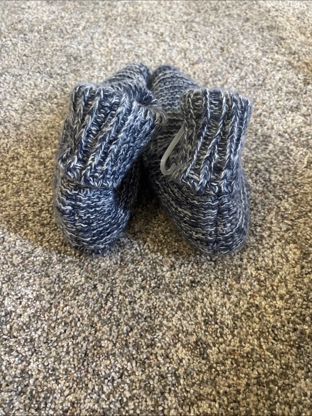 Cuddl Duds Men's Marled Navy and Gray Cozy Crew Socks